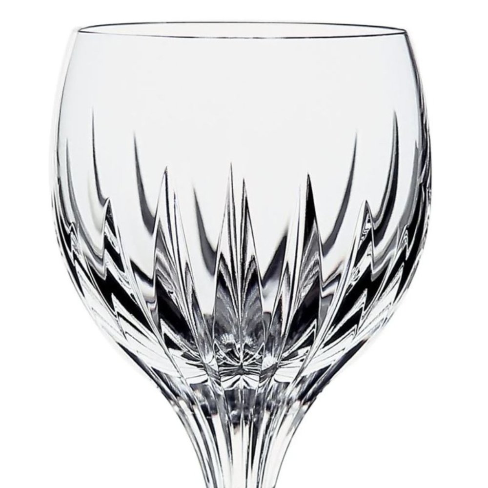 One Baccarat Messina Crystal 7" tall water/red wine goblet